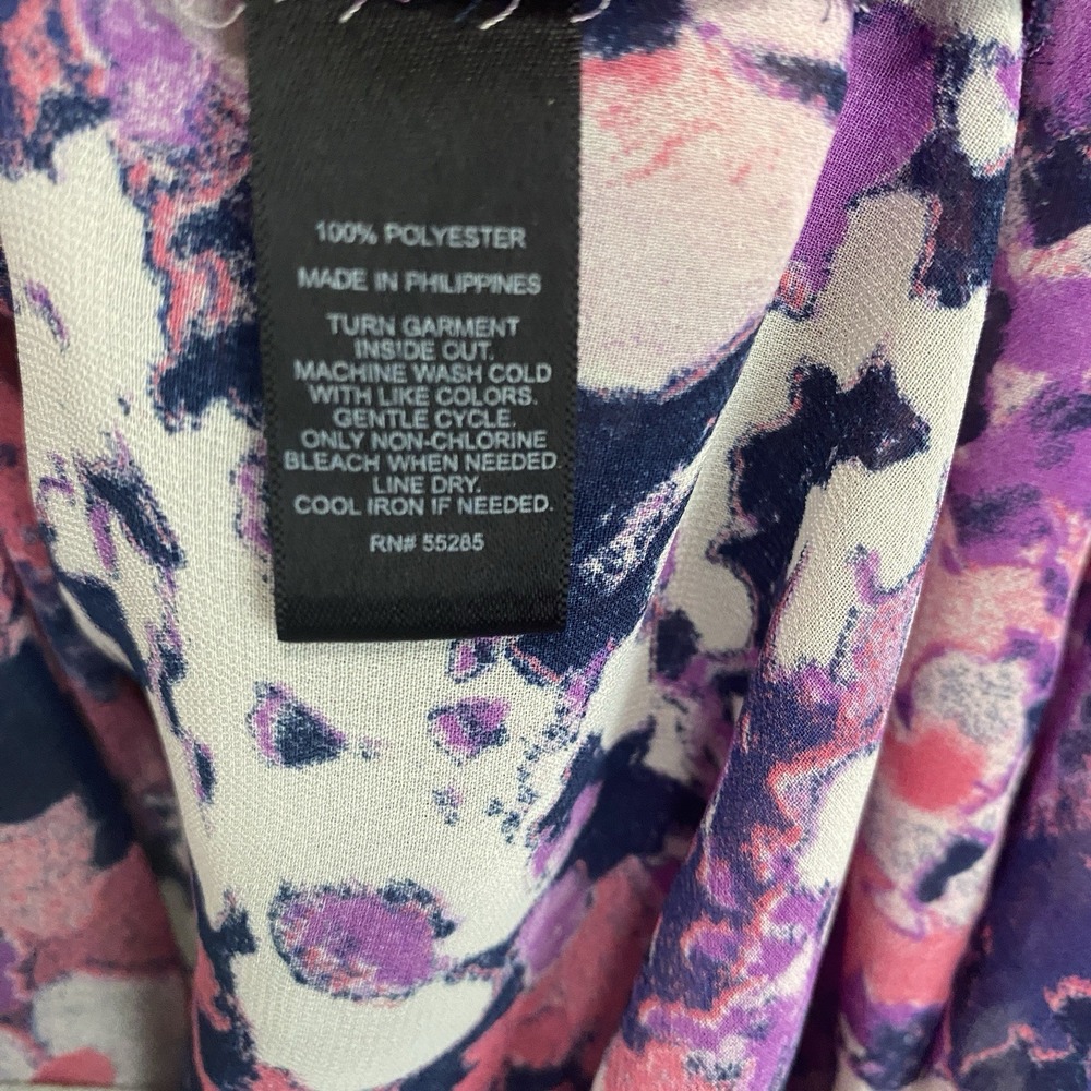 Express Floral Abstract Button-Up Blouse in Purple, Pink & White - Picture 8 of 9